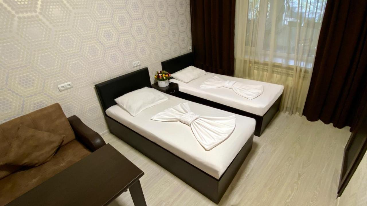 Merien Hotel Erywań Zewnętrze zdjęcie