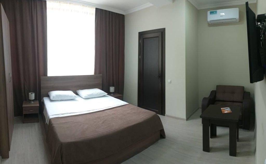 Merien Hotel Erywań Zewnętrze zdjęcie