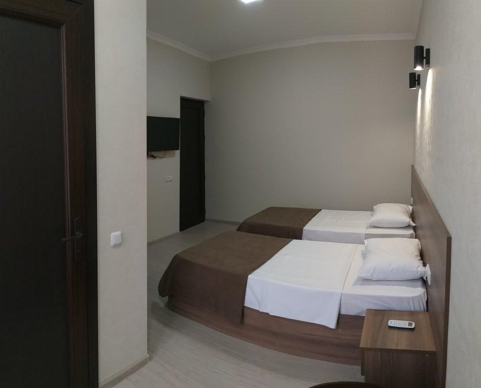 Merien Hotel Erywań Zewnętrze zdjęcie
