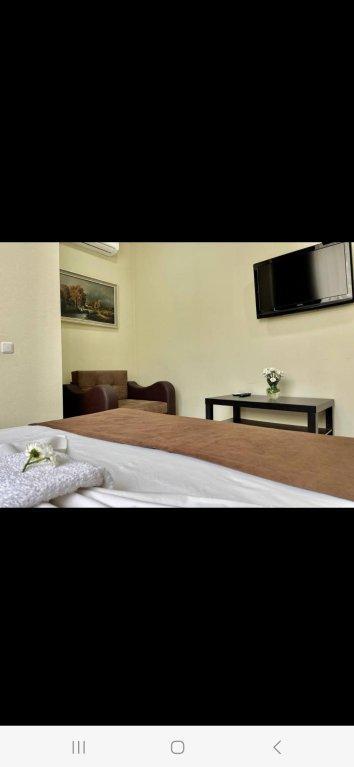 Merien Hotel Erywań Zewnętrze zdjęcie